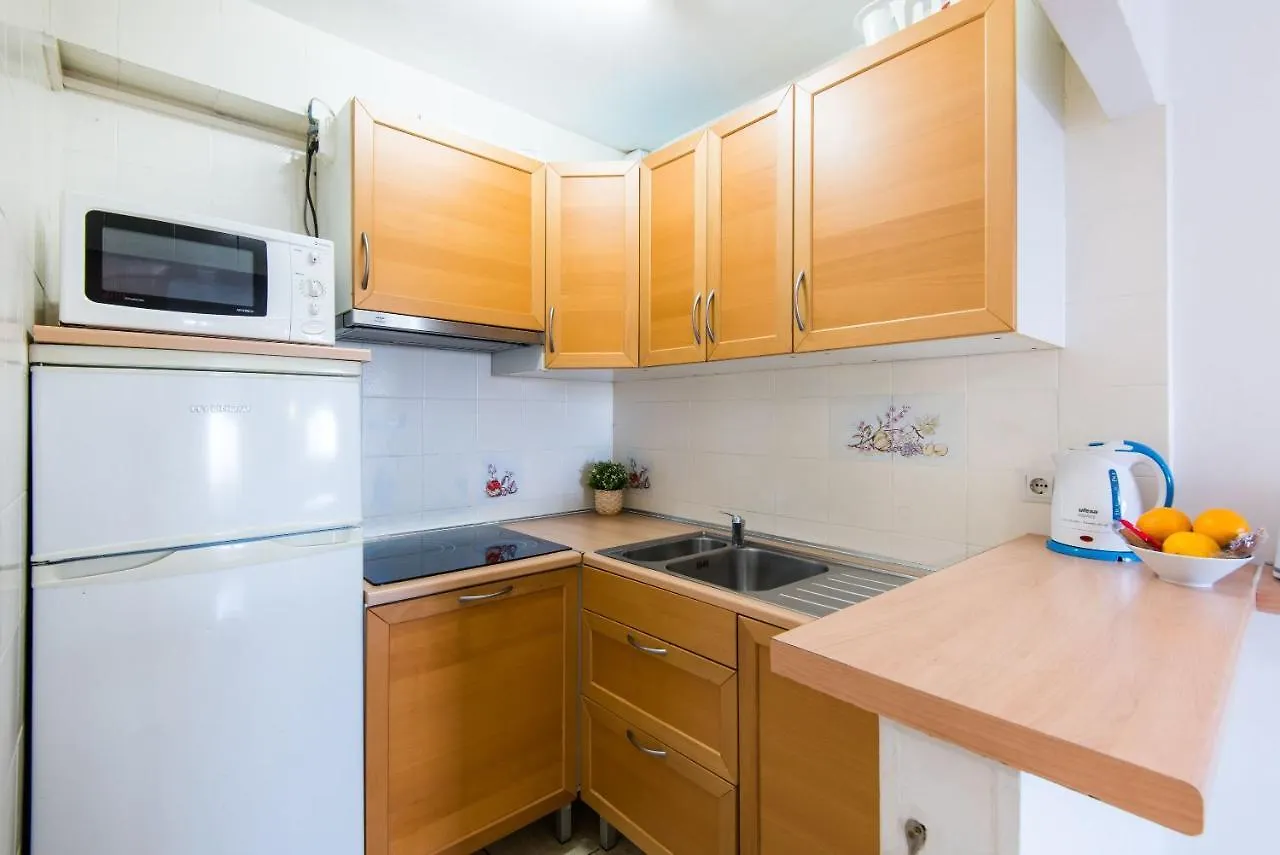Carola 2 - Apartamento En Primera Linea Hotel Benalmadena 0*,  Spain